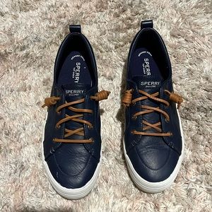 Sperry women’s leather sneakers